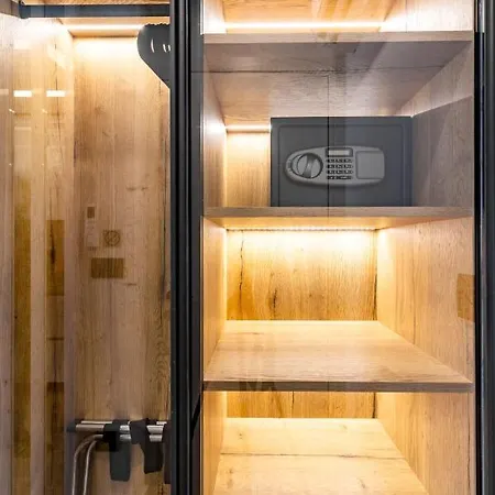 Sky - Free Parking *