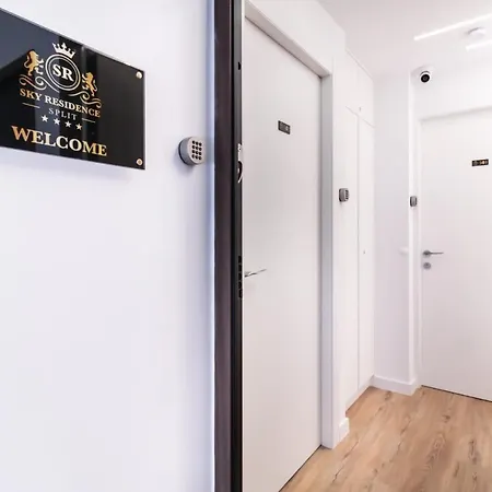 Sky - Free Parking Apartman Split