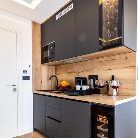 Sky - Free Parking Apartman