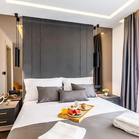 Sky - Free Parking *