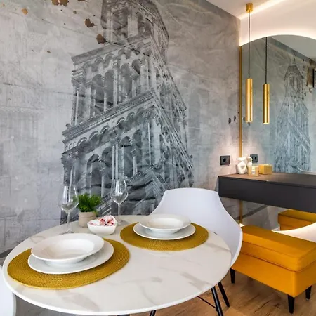 Sky - Free Parking * Сплит