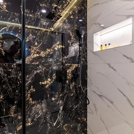 Sky - Free Parking * Сплит